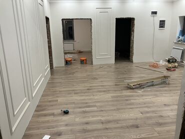 Напольные работы: Выравнивание пола, Монтаж напольных плинтусов, Укладка пола | Паркетная доска, Кварц-винил, Ламинат Больше 6 лет опыта — 18