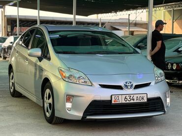 молочное оборудование: Toyota Prius: 2014 г., 1.8 л, Вариатор, Гибрид, Хэтчбэк