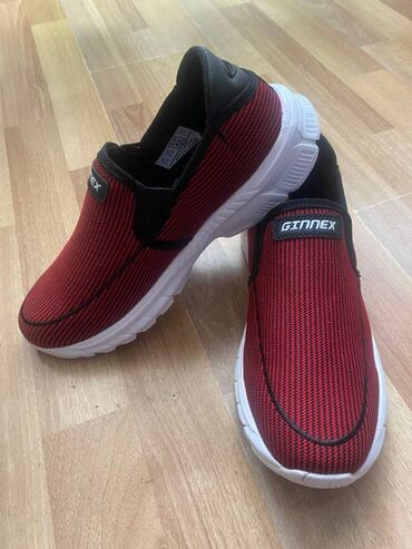 Women's Sneakers and athletic shoes: Размер: 40, Новый