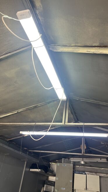 Продаю гараж: Продаю гараж в кооперативе N1. Находится мкр аламедин -1 по — 4