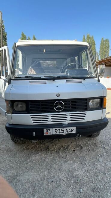 авто в рассрочку минивэн: Жеңил жүк ташуучу унаа, Mercedes-Benz, Дубль, 1ге чейин т