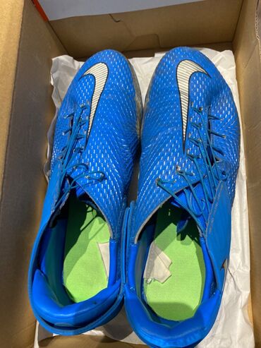 futbol ayaqqabilari nike: Nike phantom GT original krampon 180 manata alinib 6 defe