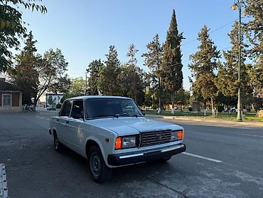 4 qapi niva: VAZ (LADA) 2107: 1.6 l | 2009 il 20655 km Sedan — 1