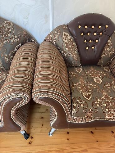 ofis kresloları ikinci əl: Klassik üslubda yumşaq mebel dəsti - Tərkib: 1 ədəd ikili divan, 2 — 6