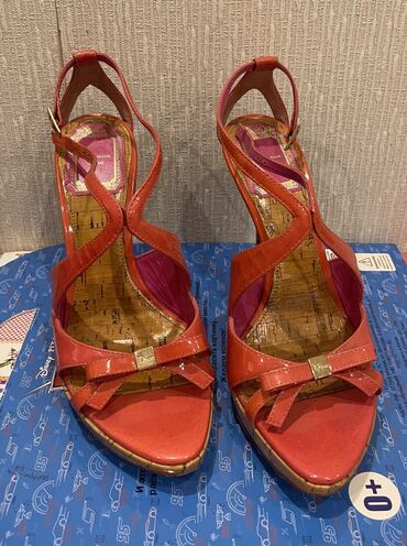 qizil sepler ve qiymetleri 2019: Dior, Ölçü: 35, İşlənmiş