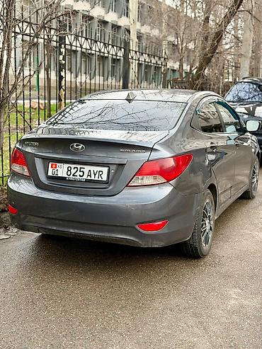 solaris accent: Hyundai Solaris: 2013 г., Автомат, Седан — 3
