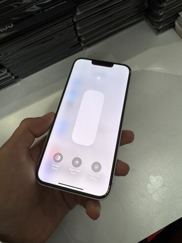 обмен телефона на айфон: IPhone 16e 🍏, Б/у, 128 ГБ, Белый, Коробка, Чехол, Защитное стекло, 100 %