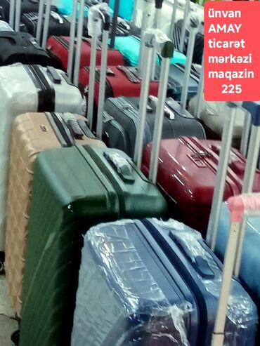 Çantalar: Çamadanlar 50 manatdan başlayan qiymətlərlə. ünvan AMAY ticarət
