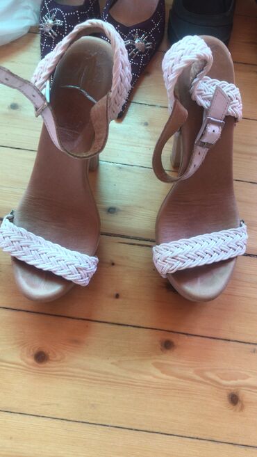 Tuflilər: Tuflilər, Skechers, Ölçü: 37, İşlənmiş — 9