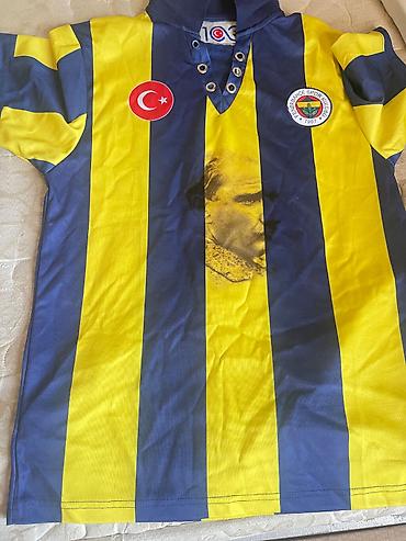 dest geyimler: Salam,hər biri əldədir satış üçün alınıb qalan mallardı aşağı qiymətə — 4
