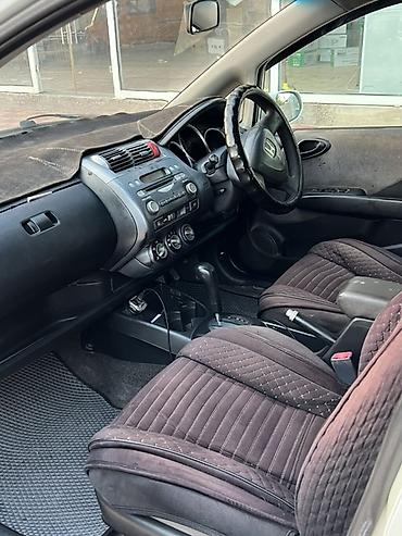 дамкрат на фит: Honda Fit: 2003 г., 1.3 л, Автомат, Бензин, Хэтчбэк — 6