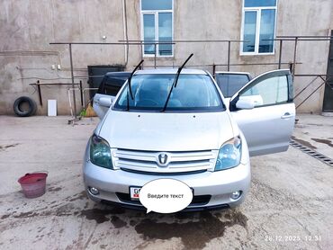 Toyota: Toyota ist: 2003 г., 1.5 л, Автомат, Бензин, Хэтчбэк — 1