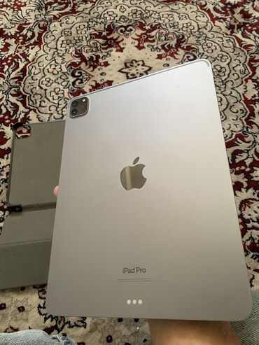 продать ноутбук бишкек: Планшет, Apple, память 128 ГБ, 11" - 12", Wi-Fi, Б/у, Классический цвет - Серебристый