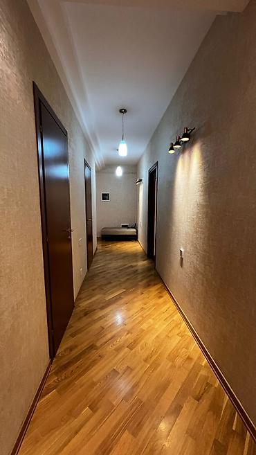 bayılda ev: 3 otaqlı, Yeni tikili, 133 kv. m — 10