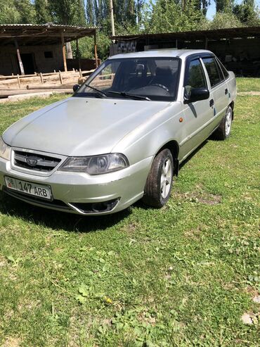 Daewoo: Daewoo Nexia: 2009 г., 1.5 л, Механика, Бензин, Седан