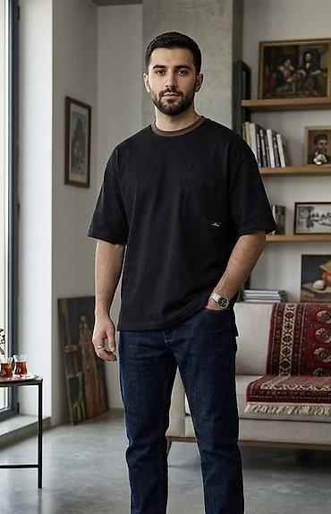 qara kişi tolstovkası: Oversize kişi T‑şörtü – qara - Kəsim: geniş/oversize siluet, enli — 2