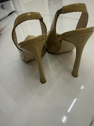 tufliler 2021: Brend: Derimod Model: Qadın yüksək dabanlı açıq daban (slingback) — 3