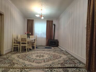 Həyət evləri və villaların satışı: Quba Xacmaz yolundan 50 metr iceri qaz su isiq daimi tecili satilir — 8