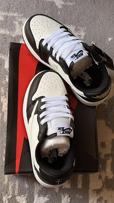джордан обувь: Кроссовки Nike Air Jordan 1 Low (детские) - Цвет: чёрно‑белый — 1