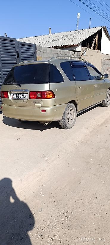 Toyota: Toyota Ipsum: 2000 г., 2 л, Автомат, Бензин, Минивэн — 3