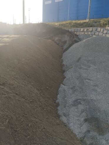 Şlaq: Qumşeben, atsep,sementin topdan və pərakəndə satışı mağazası.bir — 11