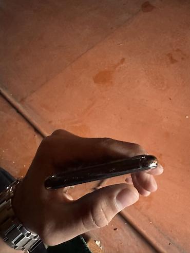 Apple iPhone: IPhone 11 Pro, 64 GB, Qara, Face ID — 4