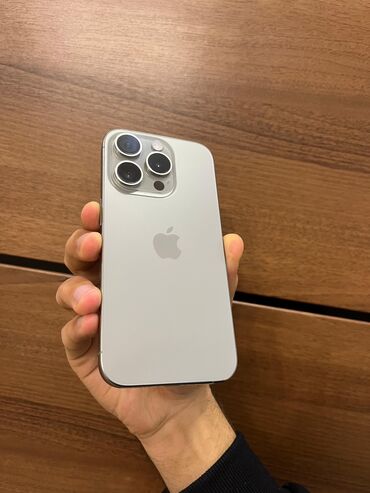 Apple iPhone: IPhone 15 Pro, 256 GB, Natural Titanium, Simsiz şarj, Face ID, Sənədlərlə