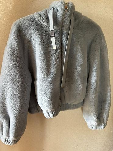 Kurtkalar: Bershka, S — 2
