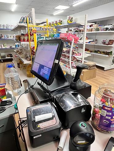 Другое торговое оборудование: Продаётся торговое оборудование для магазина продуктов/напитков: - — 16