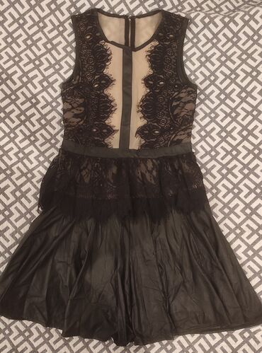 черное до колен платье: Вечернее платье, Без рукавов, S (EU 36)