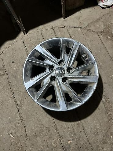 lexus gs 300 2005: Литой диск KIA 16" - Оригинальный литой диск KIA (штамповка и логотип — 1