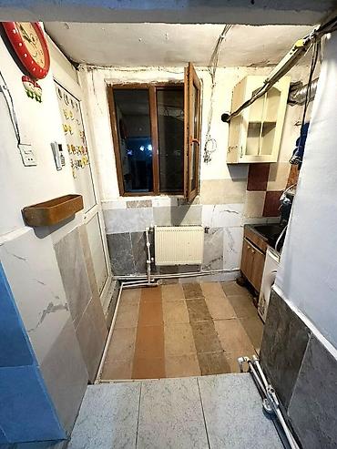 kirayə evlar: İcarəyə verilir 1 otaqlı köhnə tikili 42 m², Qara Qarayev m. 399 — 9