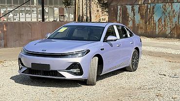 Geely: Geely Galaxy A7. Автомобиль вошел в книгу рекордов Гинеса, больше — 3
