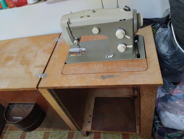 бытовая техника из германии: Швейная машина Автомат