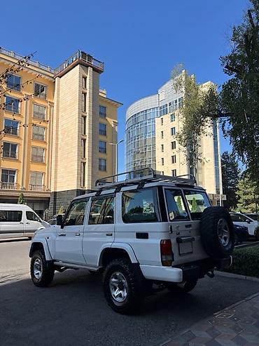 lend cruizer: Toyota Land Cruiser: 2014 г., 4.2 л, Механика, Дизель, Внедорожник — 3