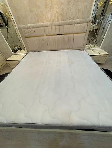 Digər mebel: İdeal təzə vəziyyətdə matras satılır. - Ölçülər: uzunluq 2 m, eni — 2