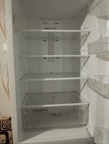резинки на холодильник: Муздаткыч LG, Колдонулган, Эки камералуу, 60 * 190 * 60