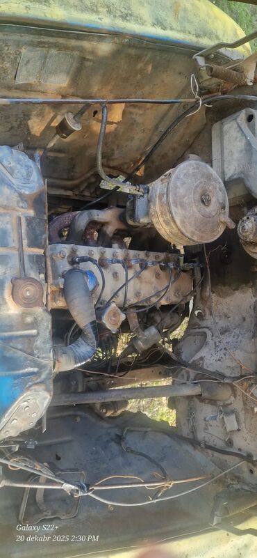 QAZ: QAZ : 4.2 l | 1983 il 290000 km Krossover — 6