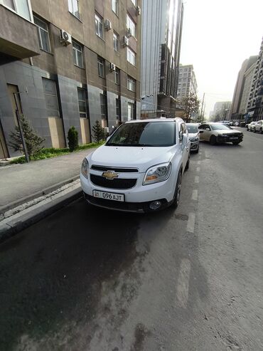 машина алам рассрочкага: Chevrolet Orlando: 2017 г., 2 л, Автомат, Газ, Вэн/Минивэн
