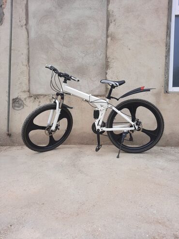 karbon velosiped: İşlənmiş Dağ velosipedi 26", sürətlərin sayı: 7, Ünvandan götürmə, Ödənişli çatdırılma