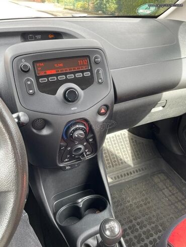 Toyota: Toyota Aygo: 1 l. | 2015 έ. Χάτσμπακ — 12