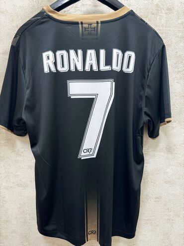 İdman formaları: Cristiano Ronaldonun öz şəxsi markasının original forması. İspaniyadan