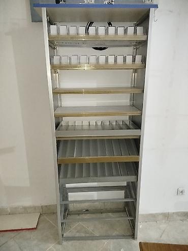 Оборудование для магазинов: Metaldan hazırlanmış çoxrəfli vitrin/raf sistemi - Material: möhkəm — 1