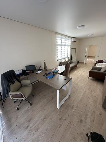 2этаж: Аренда офисов, 90 м², В торговом центре, 1 линия, С отдельной кухней, С юридическим адресом — 5