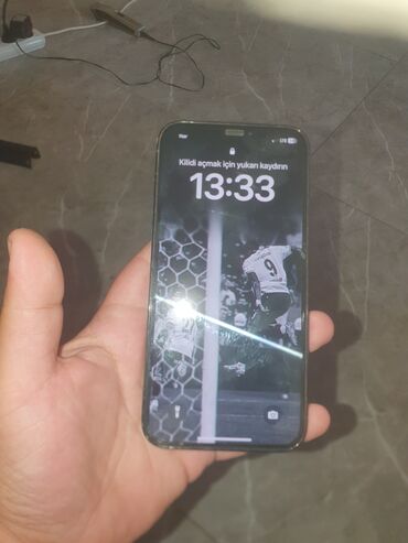 Pontiac: IPhone 11 Pro, Space Gray, Face ID