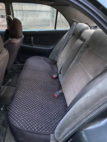 Mitsubishi: Mitsubishi Galant: 1995 г., 1.8 л, Автомат — 16