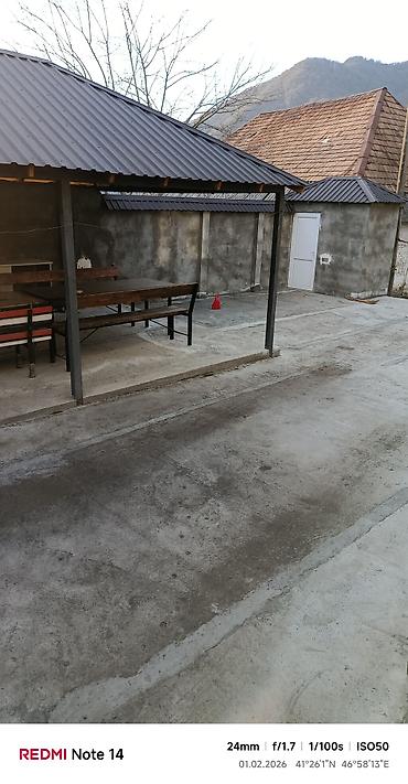 Həyət evləri və villaların satışı: Dağ mənzərəli həyət evi - İki mərtəbəli ev, üst mərtəbədə geniş — 4