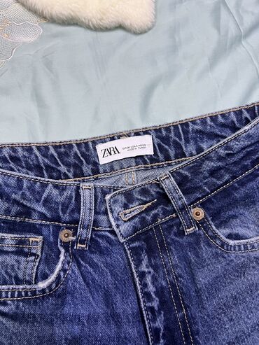 рваные джинсы: Прямые, Zara, Высокая талия