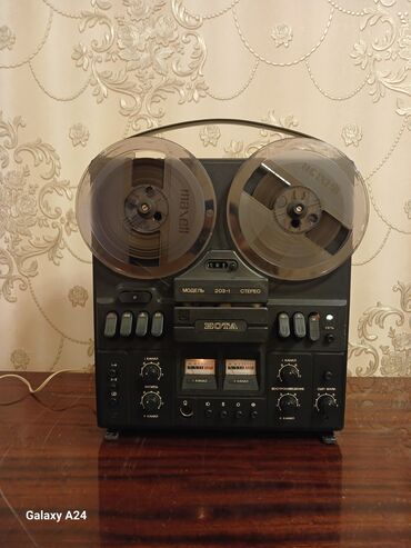 bluetooth mikrofon karaoke: Нота Модел:203-1 Стерео əla işlək vəziyyətdədir demək olarki heç