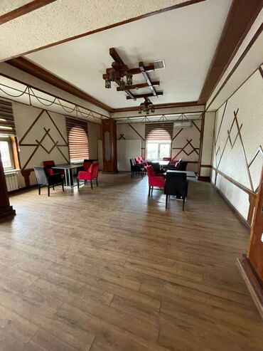 Restoran, kafelər: Əhmədli metrosununa yaxın sahəsi 550kv/m olan,obyekt(kafe ) — 5